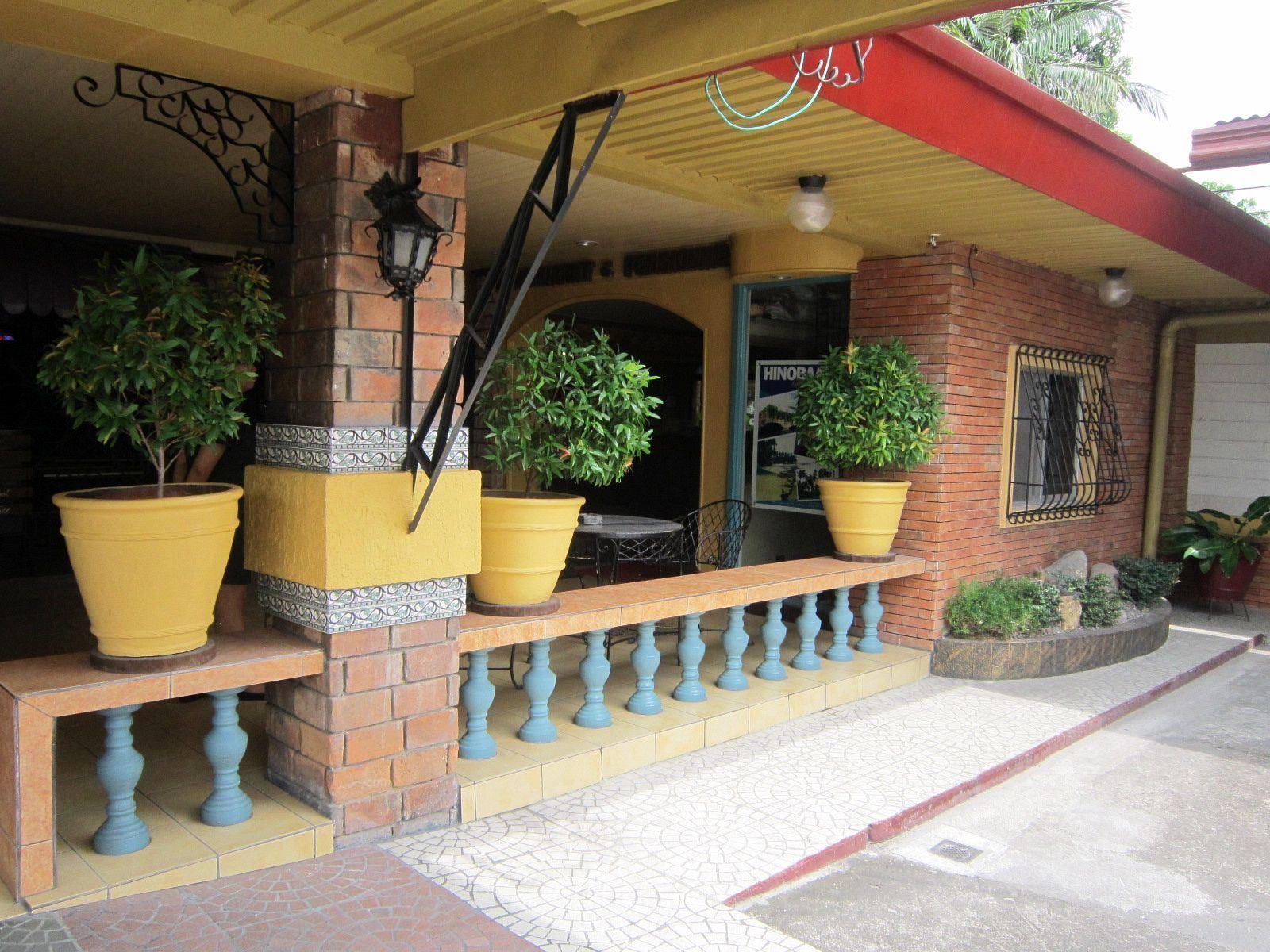 Saltimboca Tourist In Hotel Bacolod Exterior foto
